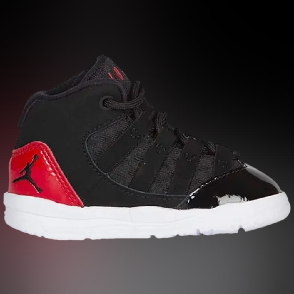 Jordan Kids Air Max Aura Black/Red Sneakers Size 8C US